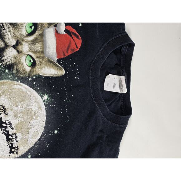 CHRISTMAS KITTIES T-SHIRT - A cute Christmas Kitty Med UNISEX - Picture 4 of 4